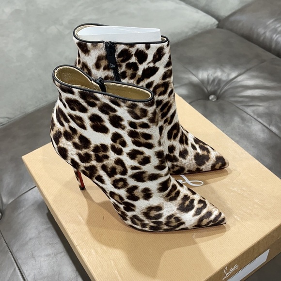 CHRISTIAN LOUBOUTIN 
So Kate Booty 100 leopard-print calf-hair boots Size 38 - Picture 8 of 13